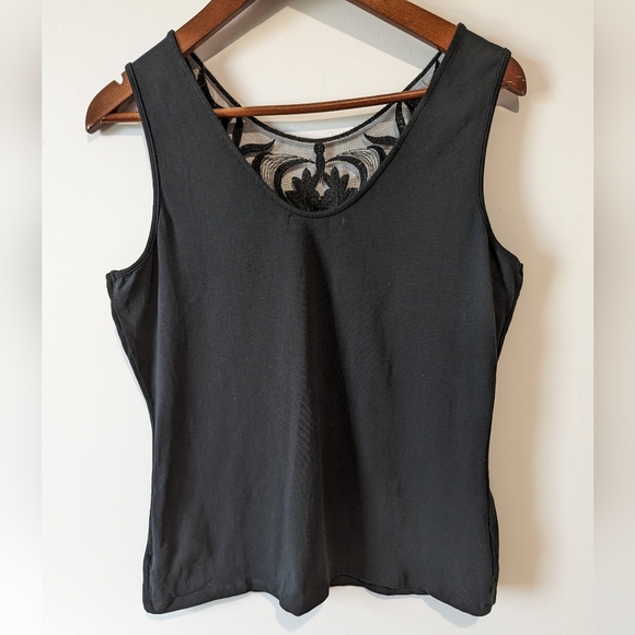 Suzy Shier Embroidered Lace V-Neck Cami - Picture 3 of 4